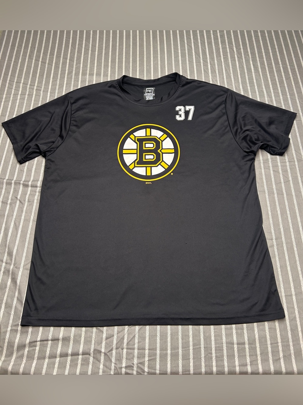 Pro Edge BOSTON BRUINS Patrice BERGERON #37 Black Polyester SS T Shirt Size 2XL